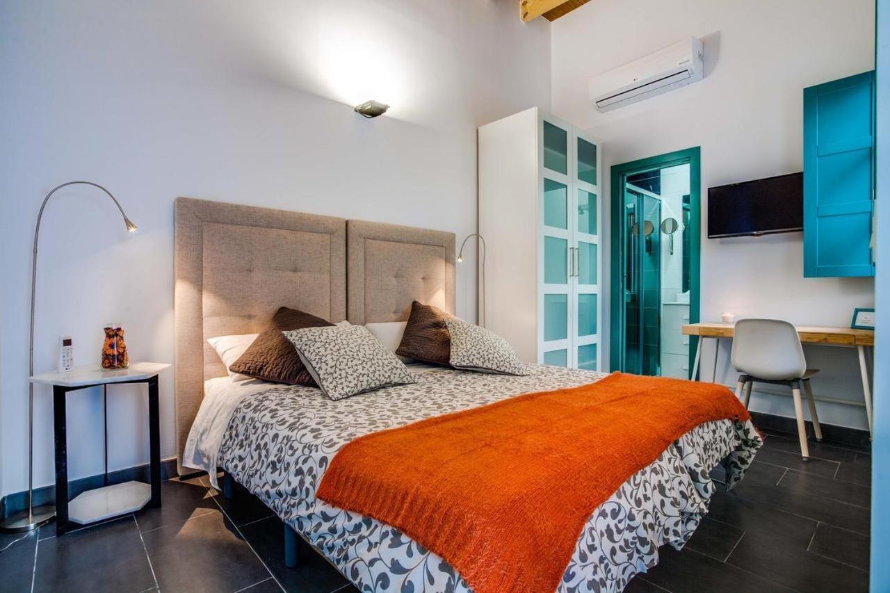 Standard Double Room,1032360569:JPEG