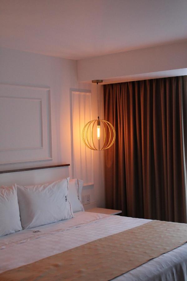 King Room,1041147535:JPEG
