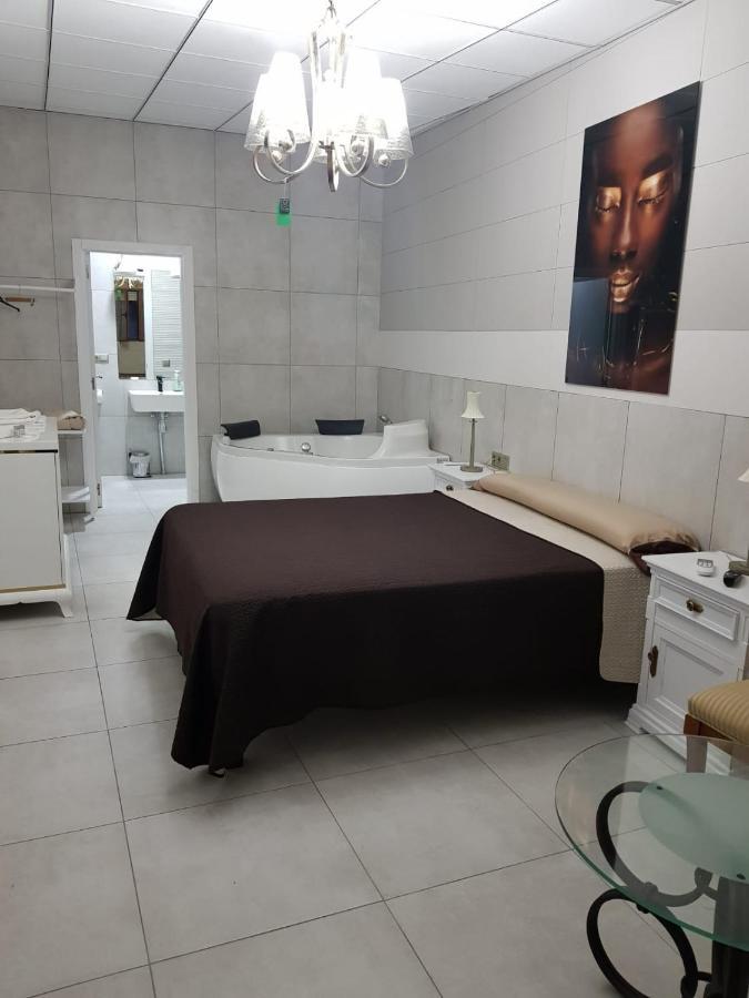 Queen Suite Spa Bath