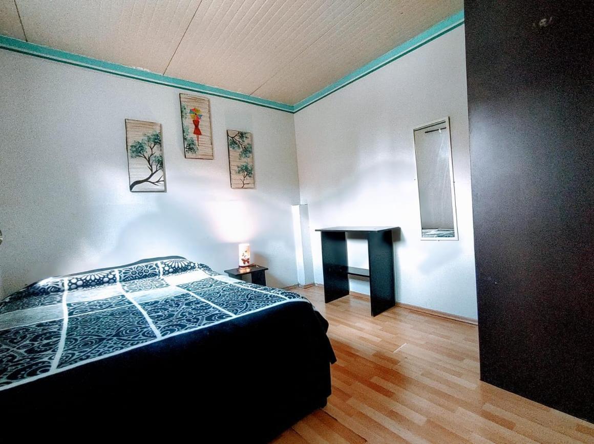 Habitación Doble Estándar con baño compartido