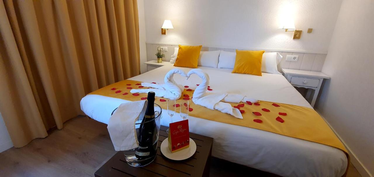 Double or Twin Room with Terrace,766100233:JPEG