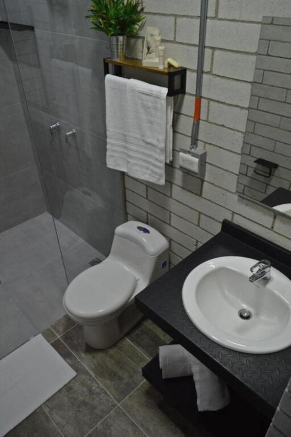 Deluxe Double Room,1593838037:JPEG