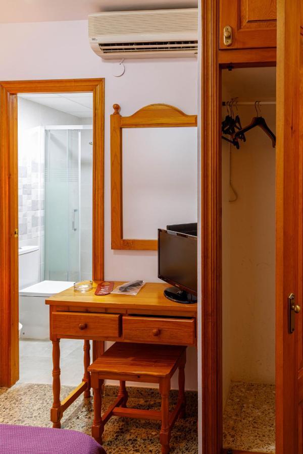 Budget Single Room,1147303972:JPEG