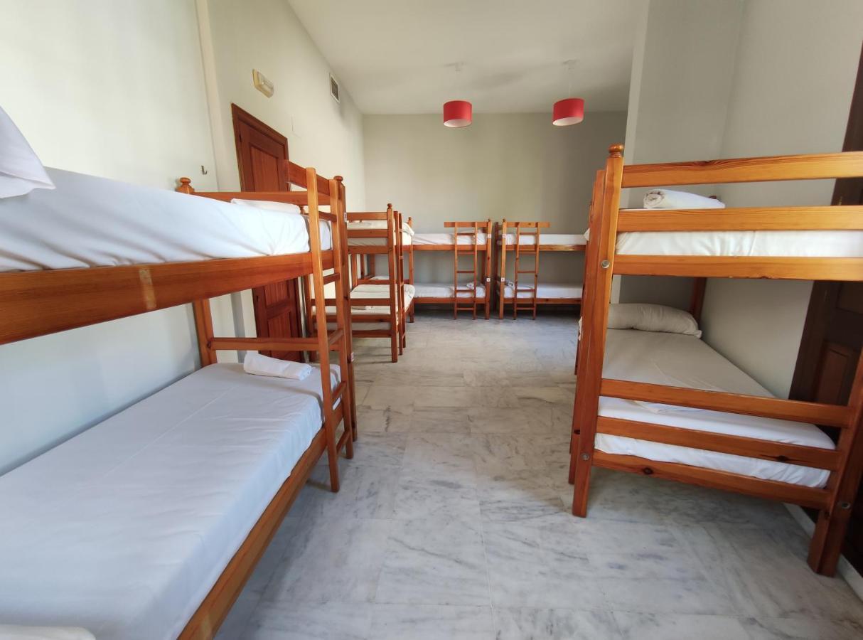 Bed in 10-Bed Mixed Dormitory Room,1156608693:JPEG