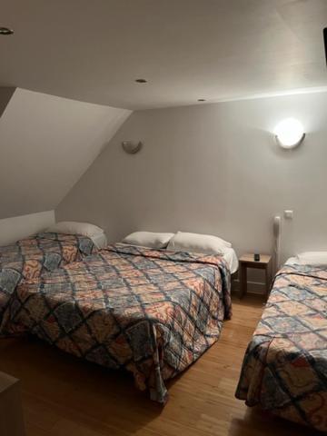 Quadruple Room Bathroom,1163410866:JPEG
