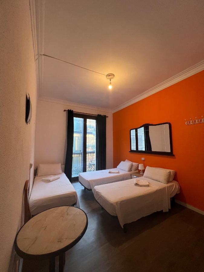 Habitación Triple con balcón