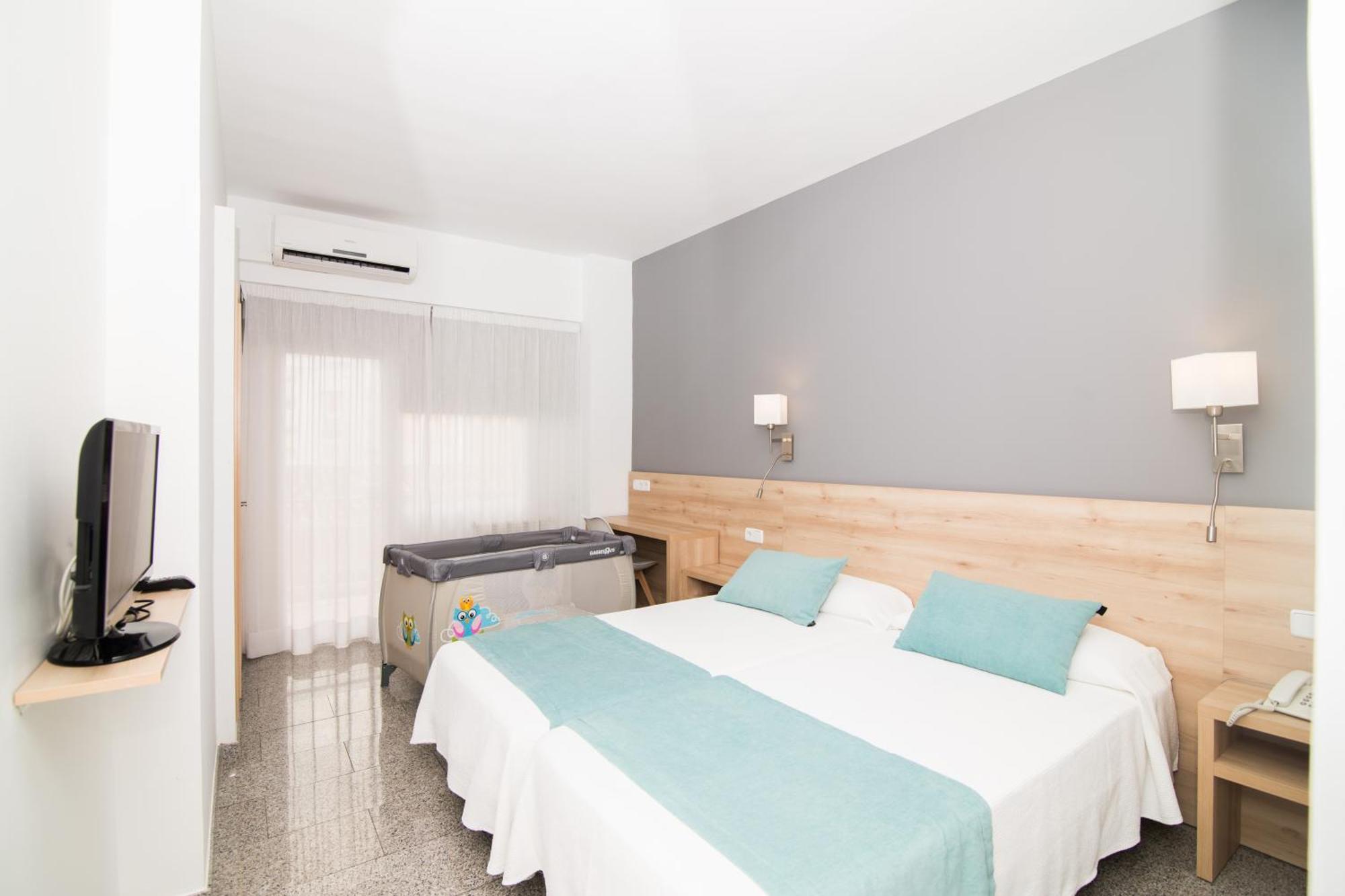 Twin Room,1214575027:JPEG