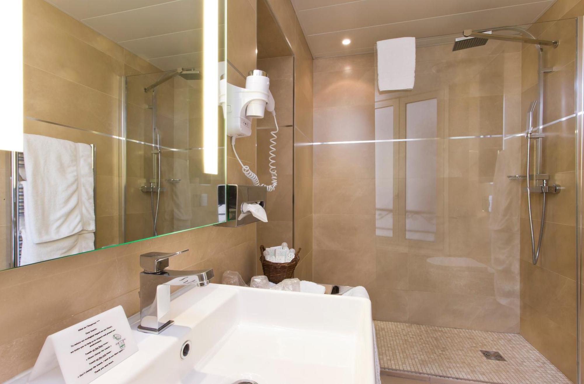 Habitación Doble Clásica
