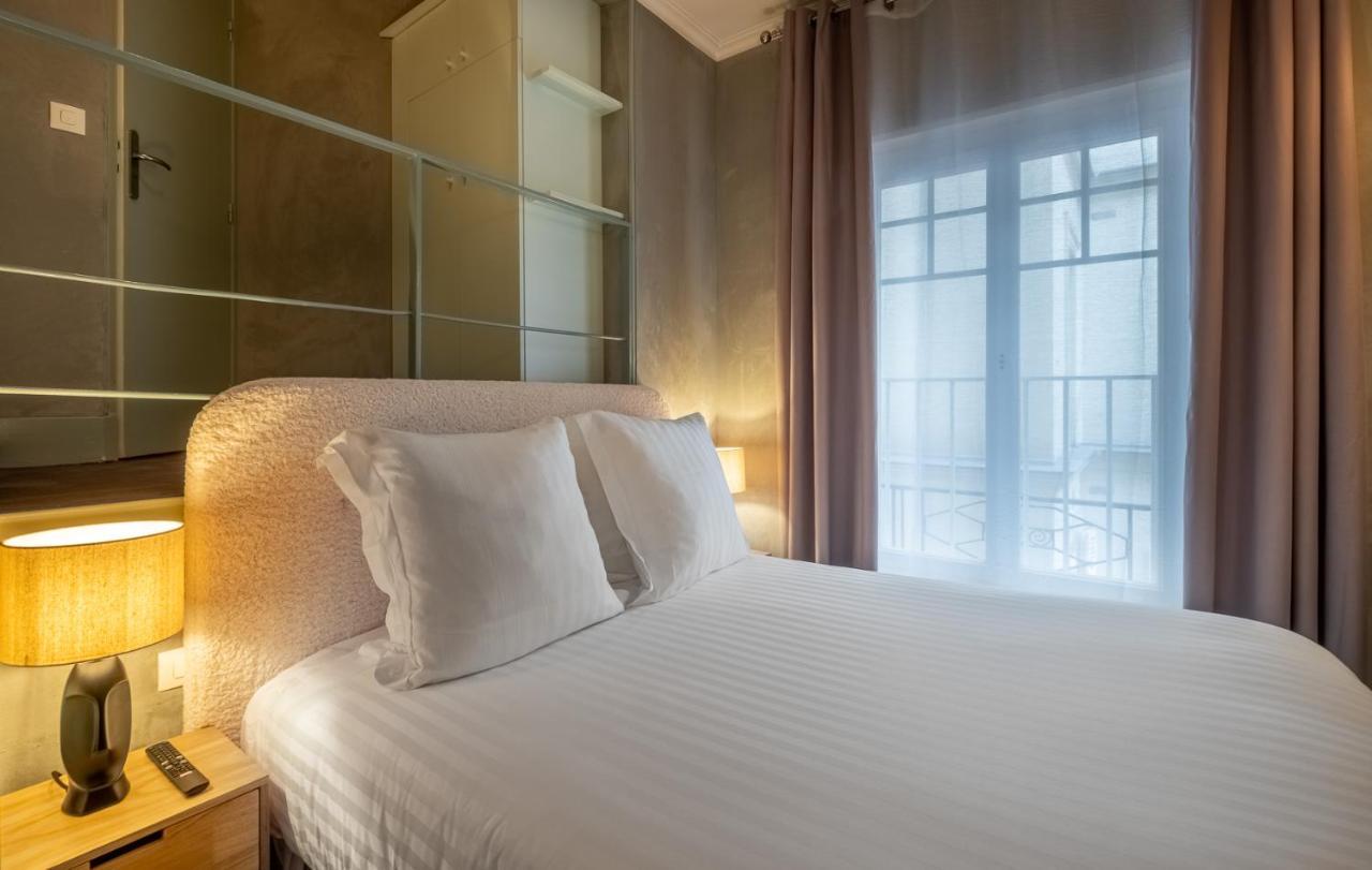 Small Double Room,1710143308:JPEG