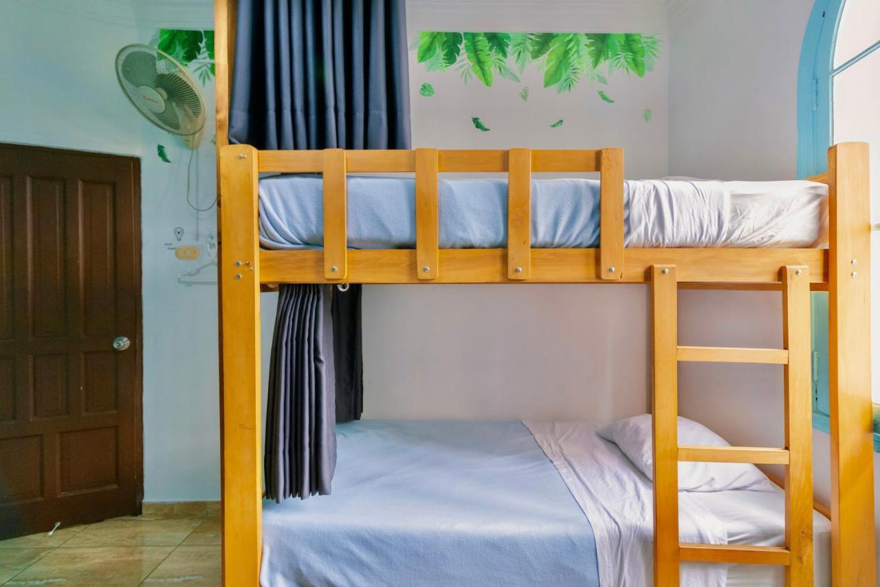 Bed 4-Bed Mixed Dormitory Room,1294249090:JPEG