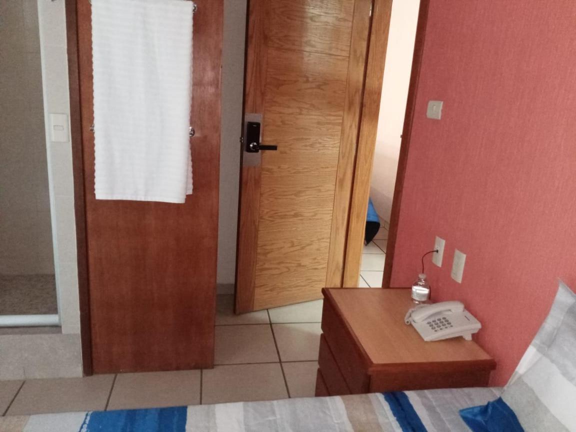 Budget Single Room,1296923473:JPEG