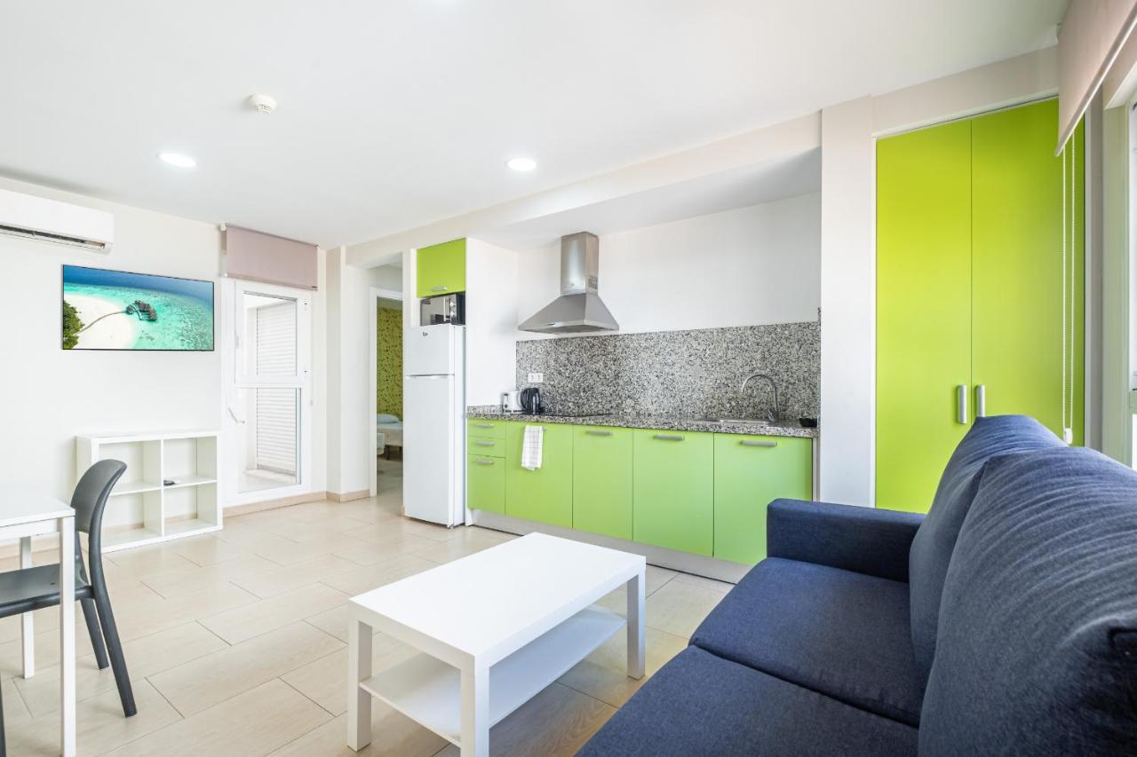 Apartamento con balcón