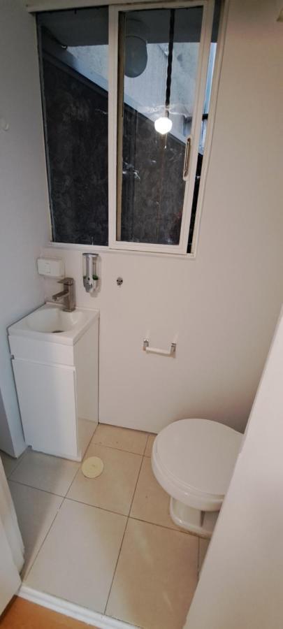 Quadruple Room Bathroom,1345287047:JPEG
