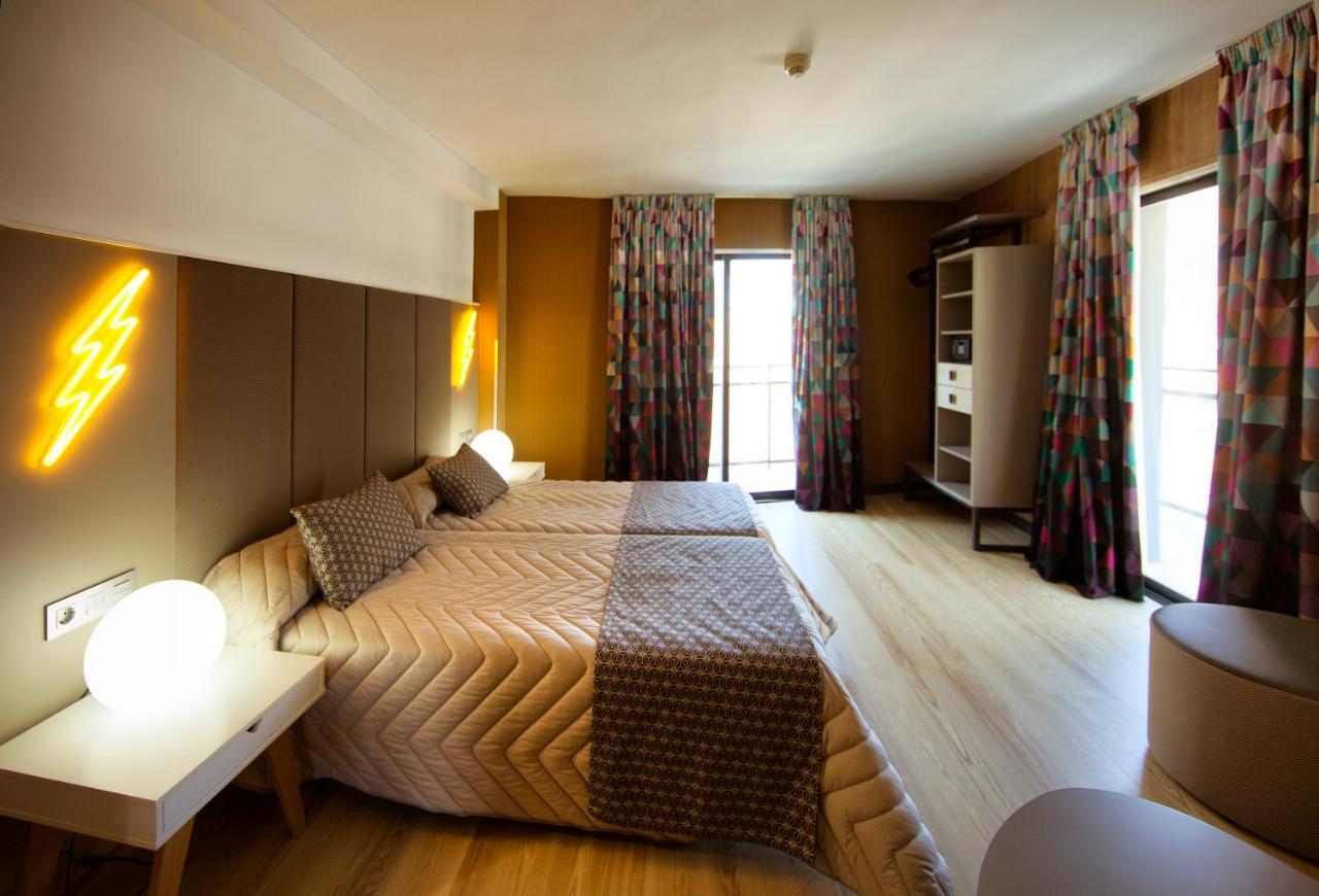 Habitación Doble Superior (2 adultos)