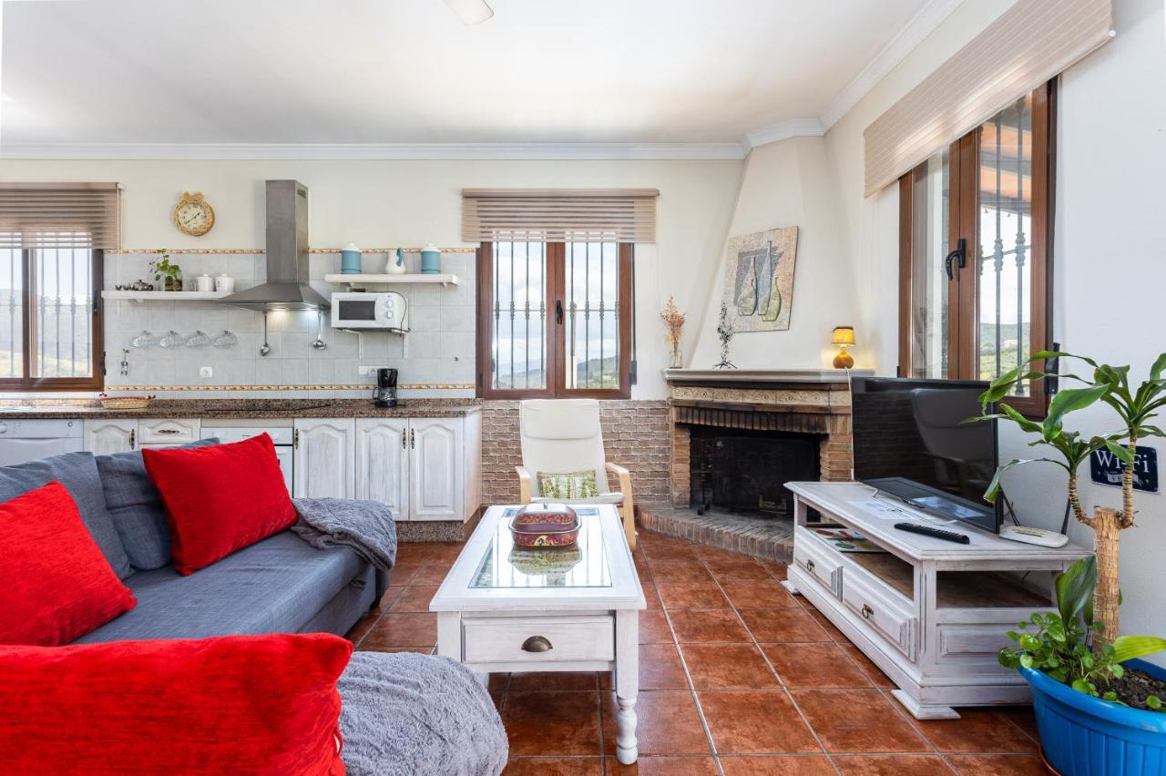 Two-Bedroom House,1407536180:JPEG