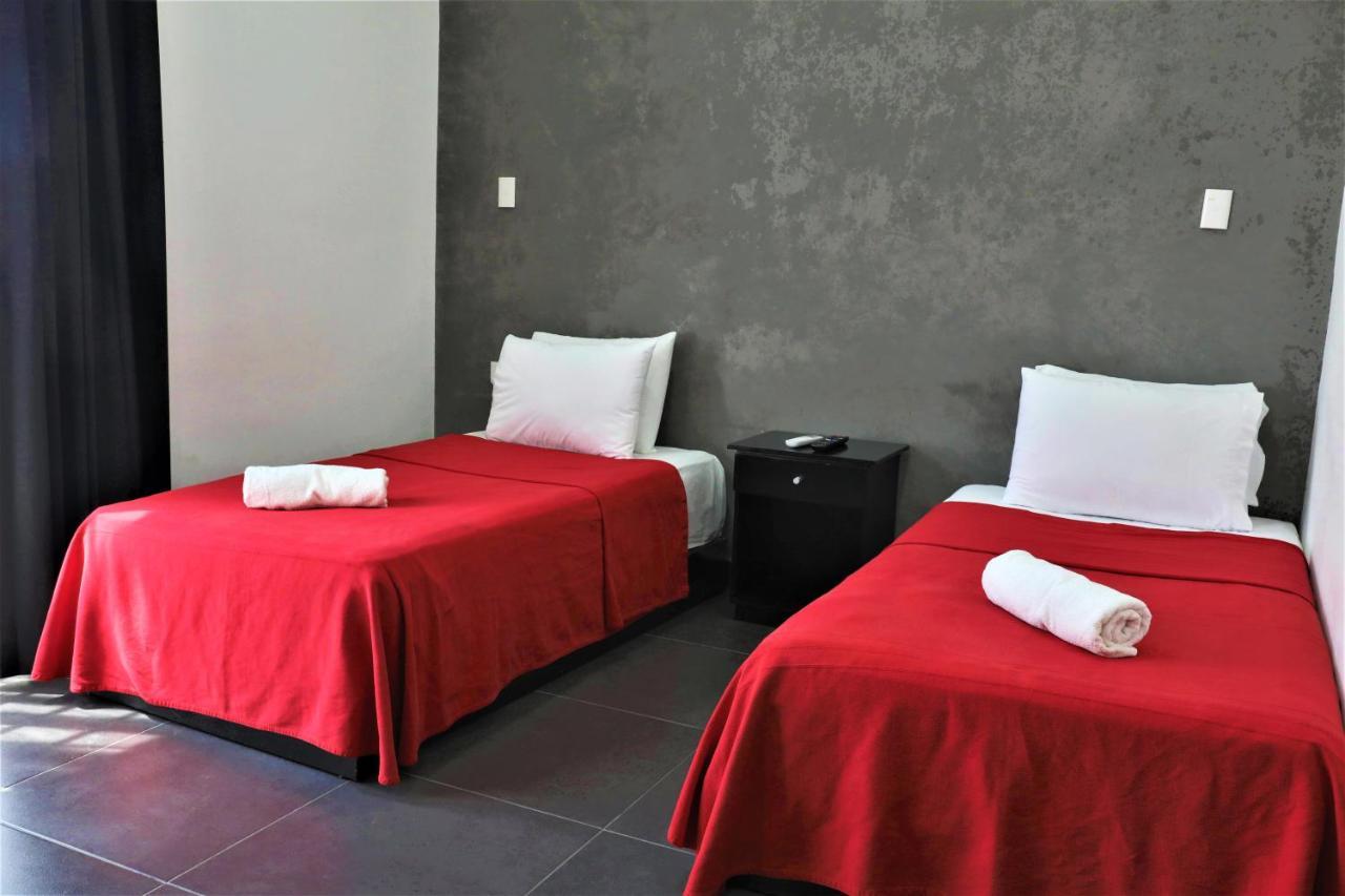 Deluxe Room,1417012518:JPEG