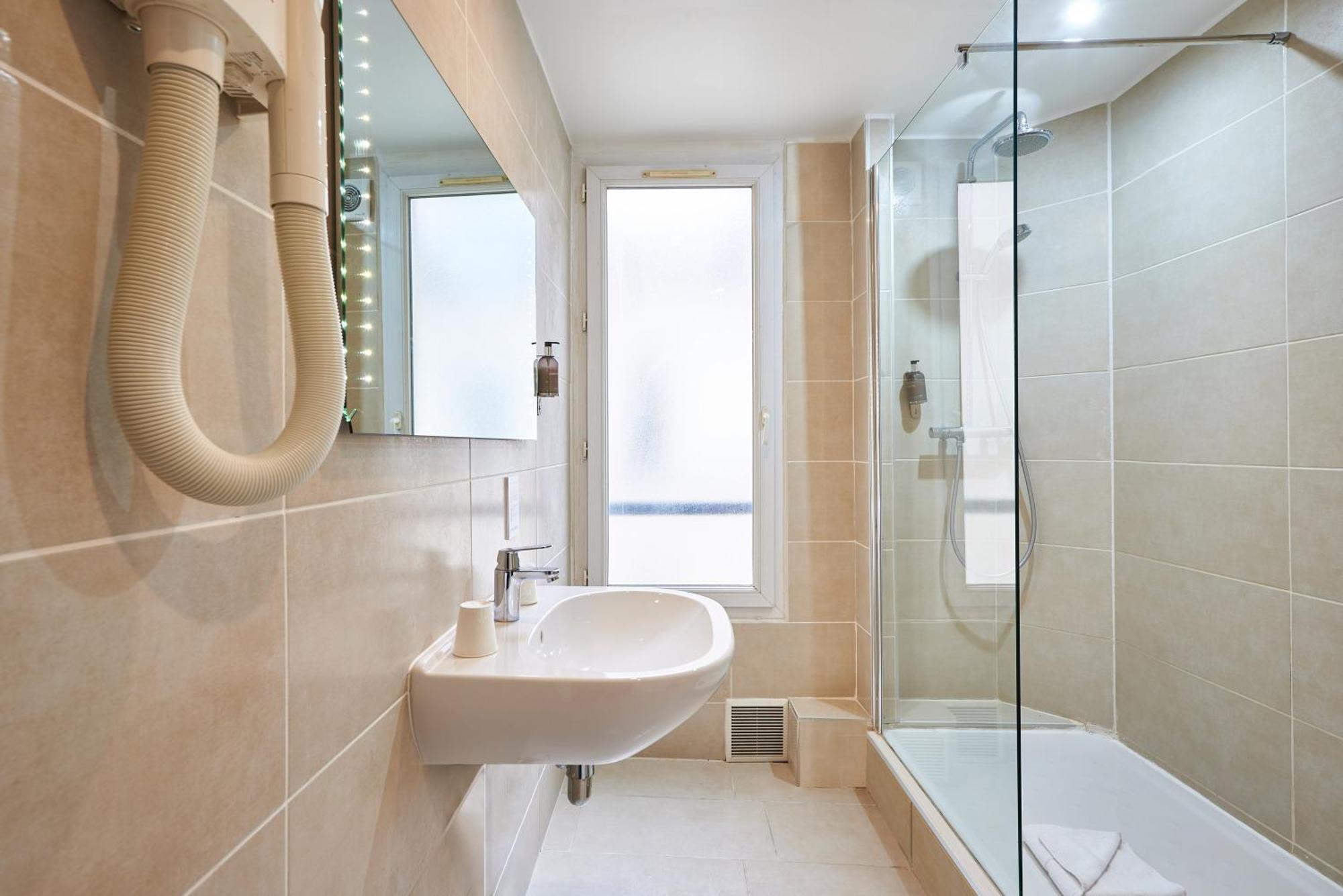 Superior Double Room,1432637533:JPEG