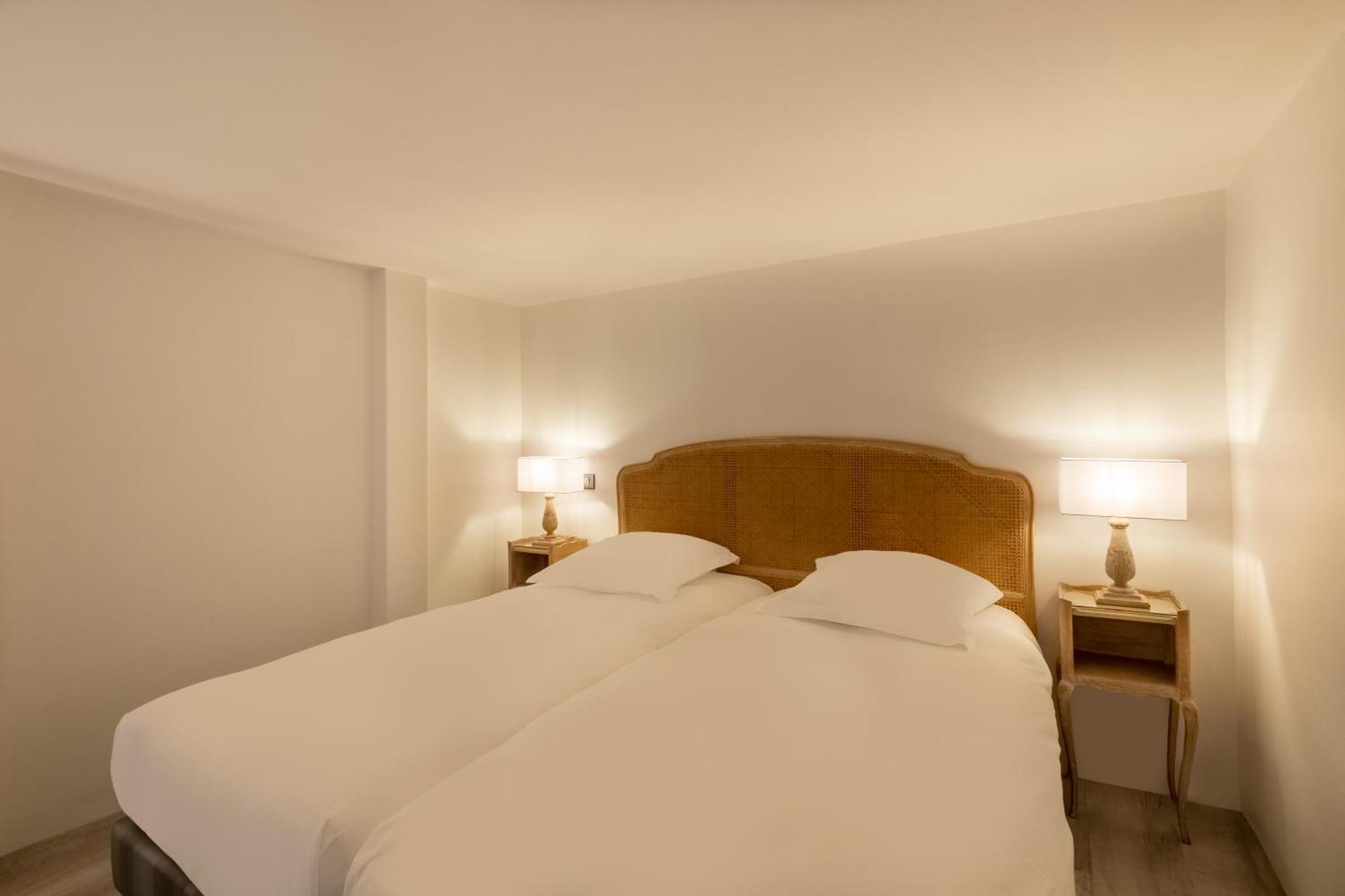 Double or Twin Room,1444813834:JPEG