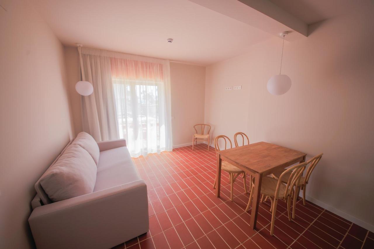 Apartamento con terraza grande y vistas al mar (4 adultos)