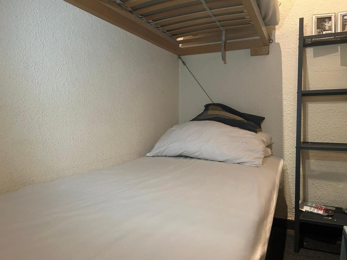 Bunk Bed Mixed Dormitory Room