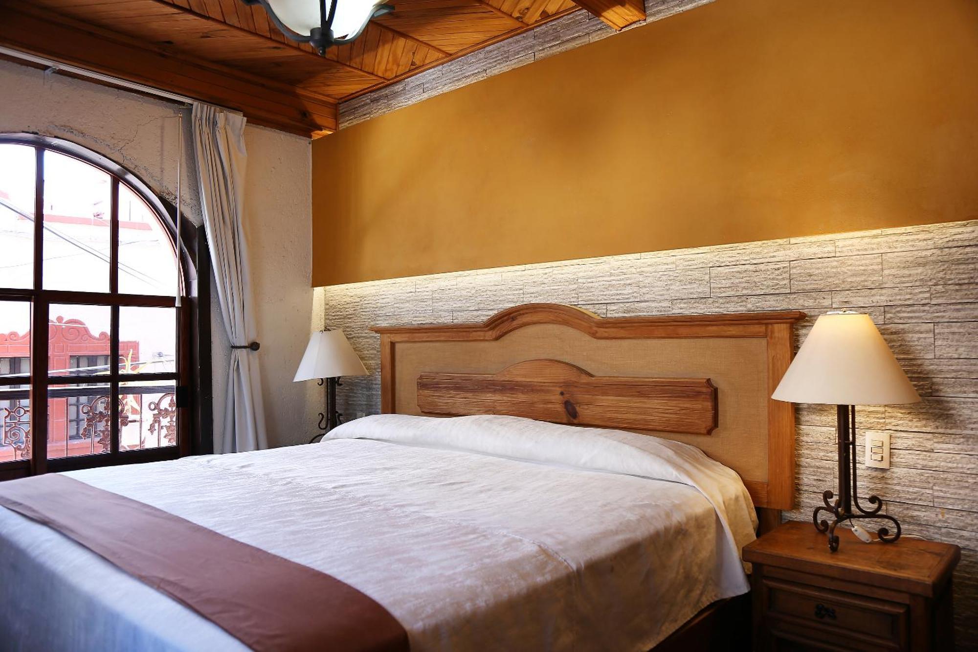 King Room,1537194580:JPEG