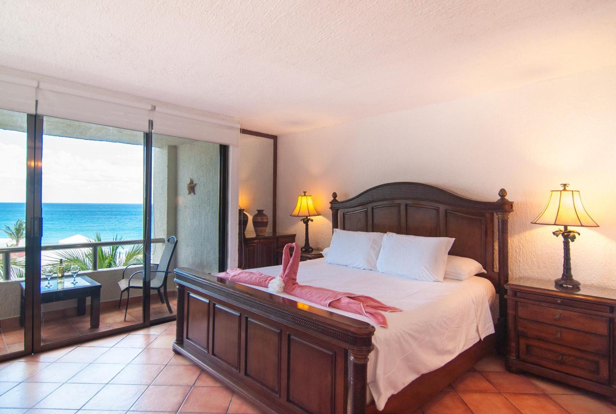 Deluxe King Suite,1543799224:JPEG