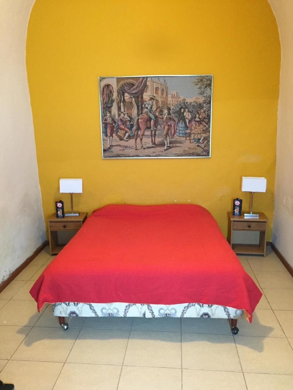 Habitación Doble Básica con baño compartido