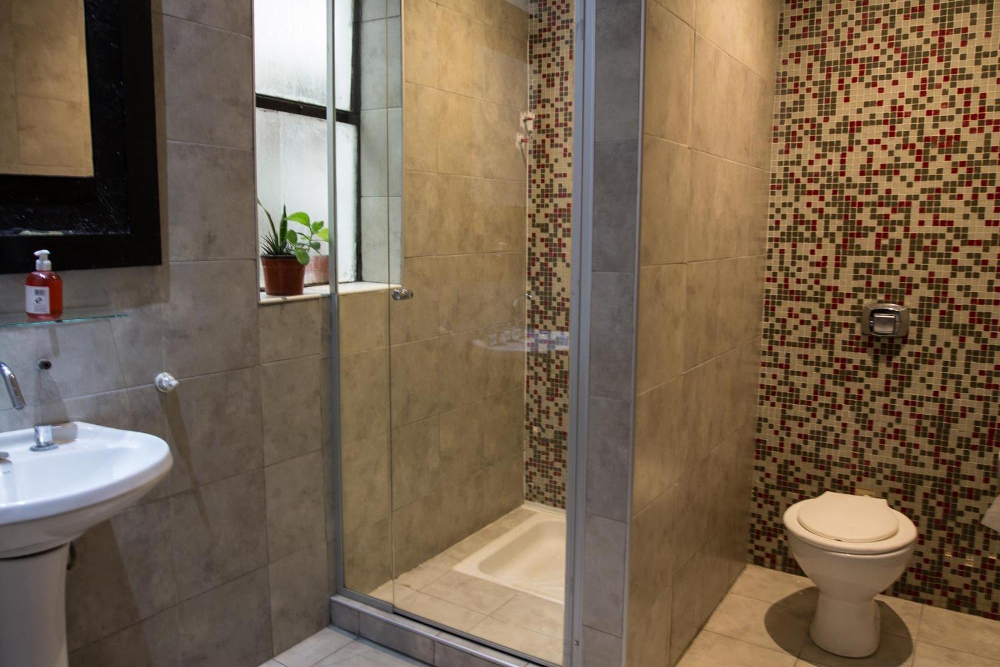 Habitación Triple con baño privado