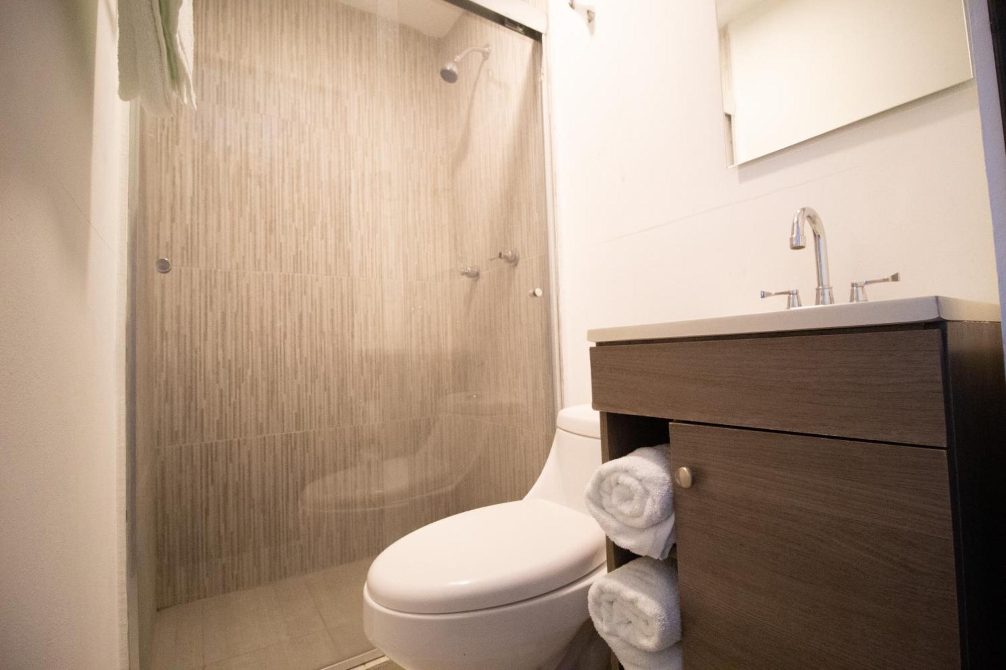 Standard Single Room,1143377035:JPEG