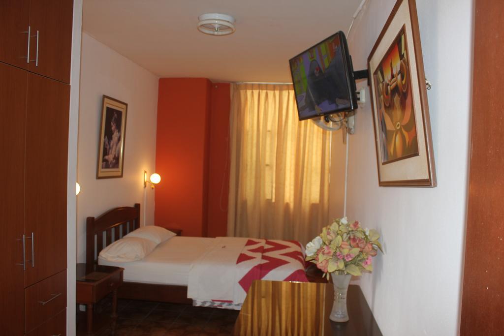 Habitación Individual con baño privado