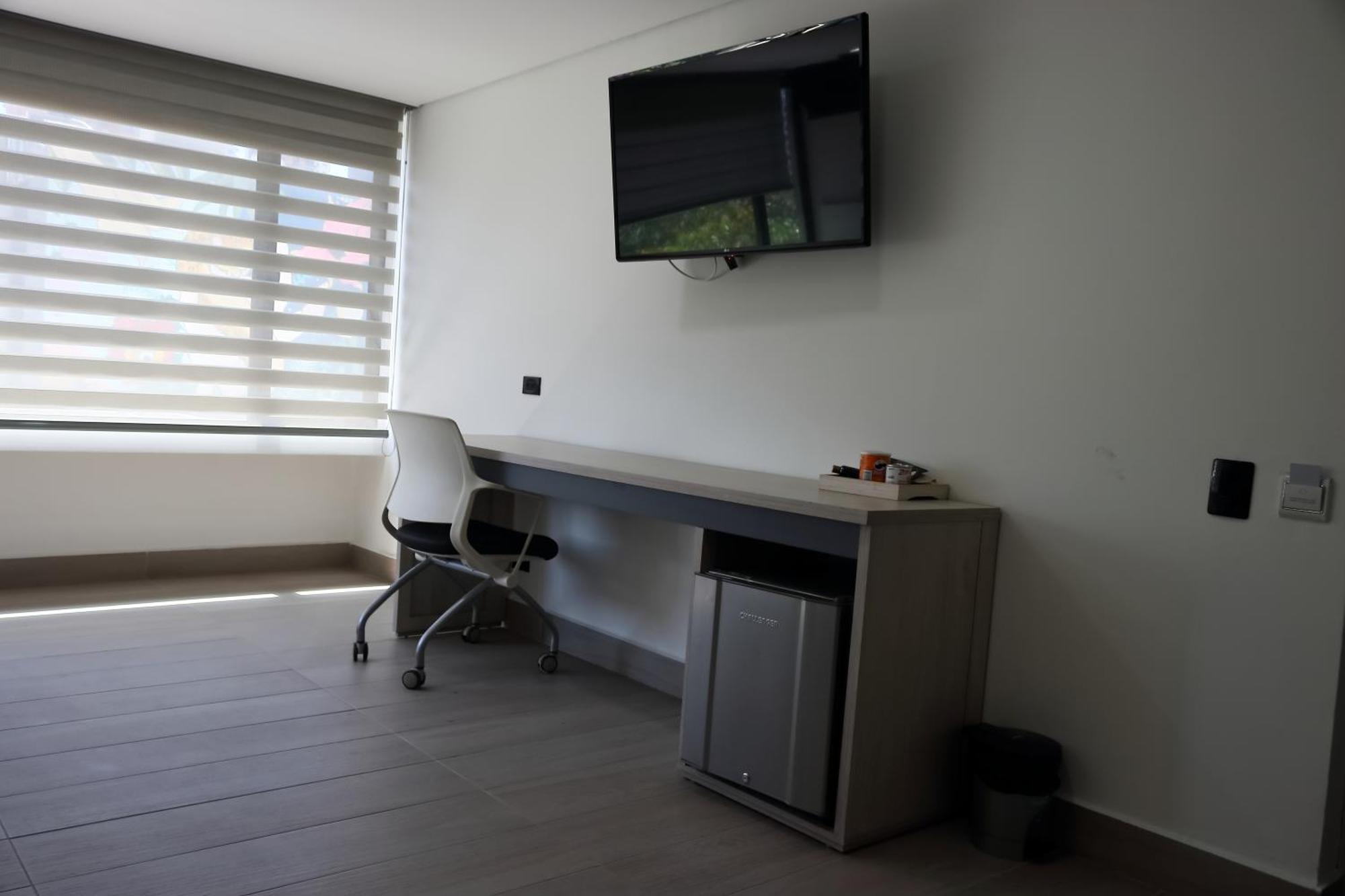 Twin Room,1602157170:JPEG