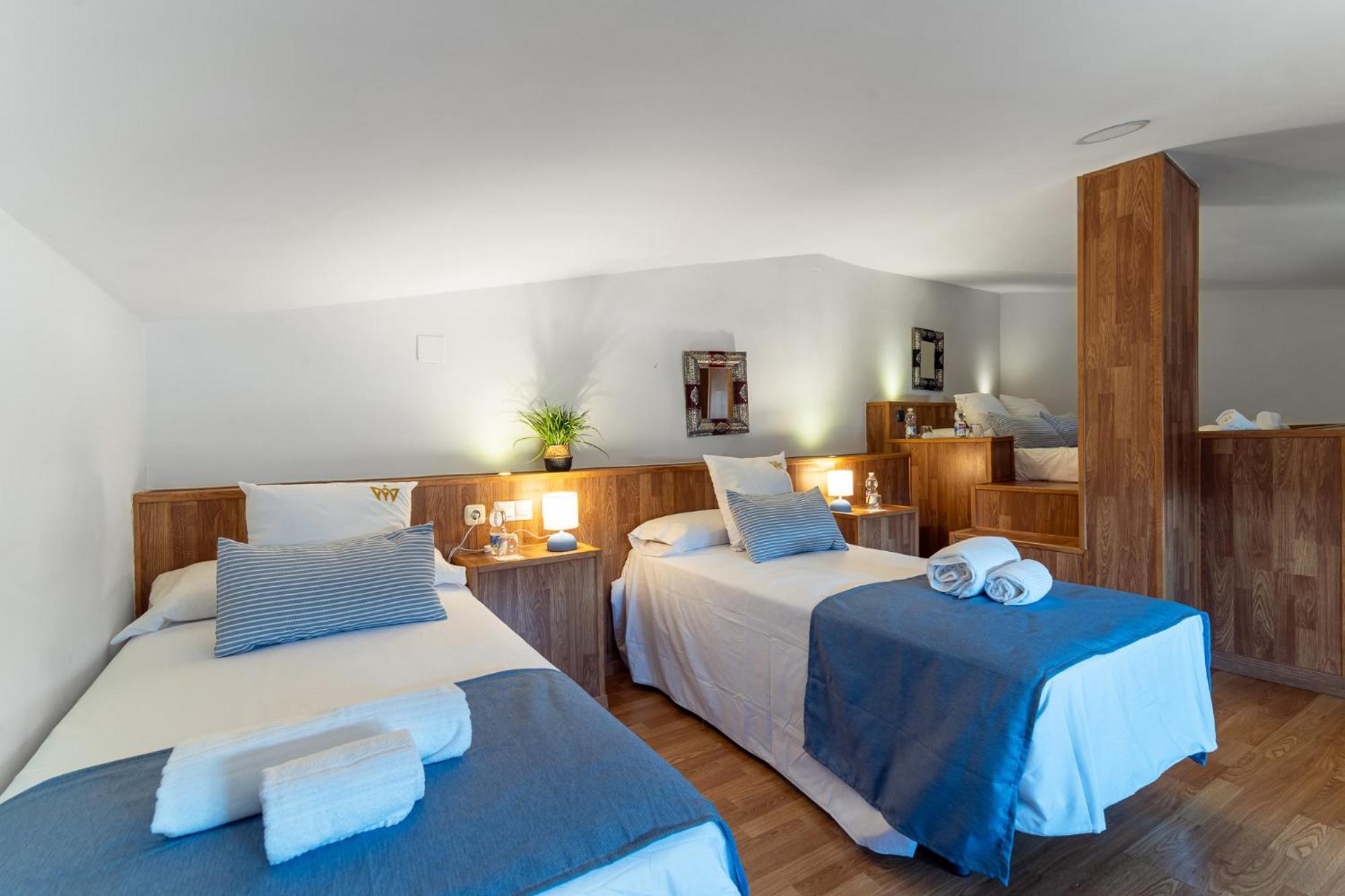 Standard Quadruple Room,1613085680:JPEG
