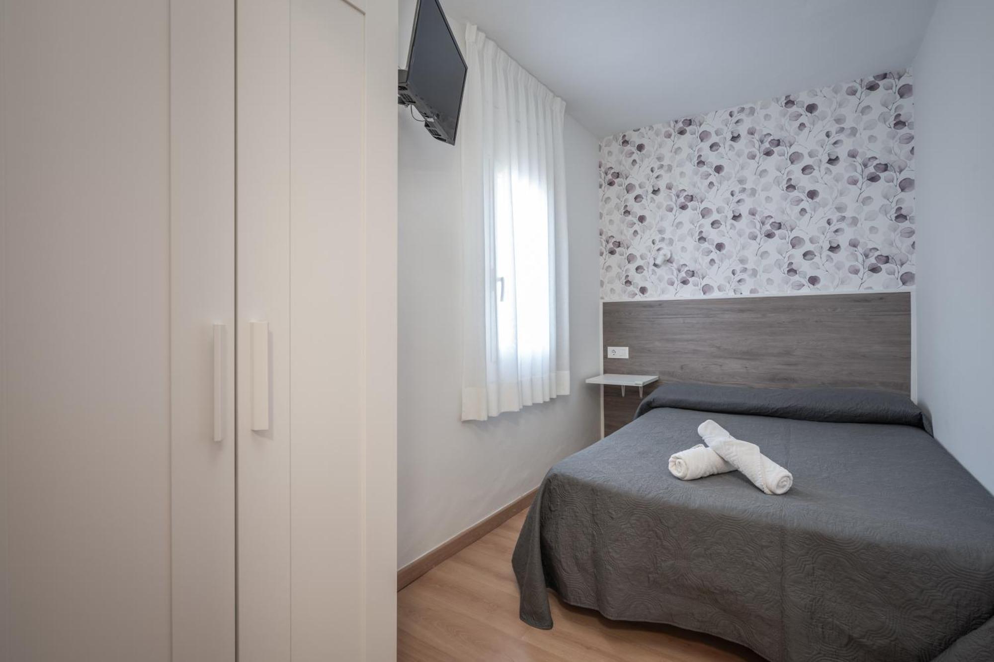 Single Room,1617458754:JPEG