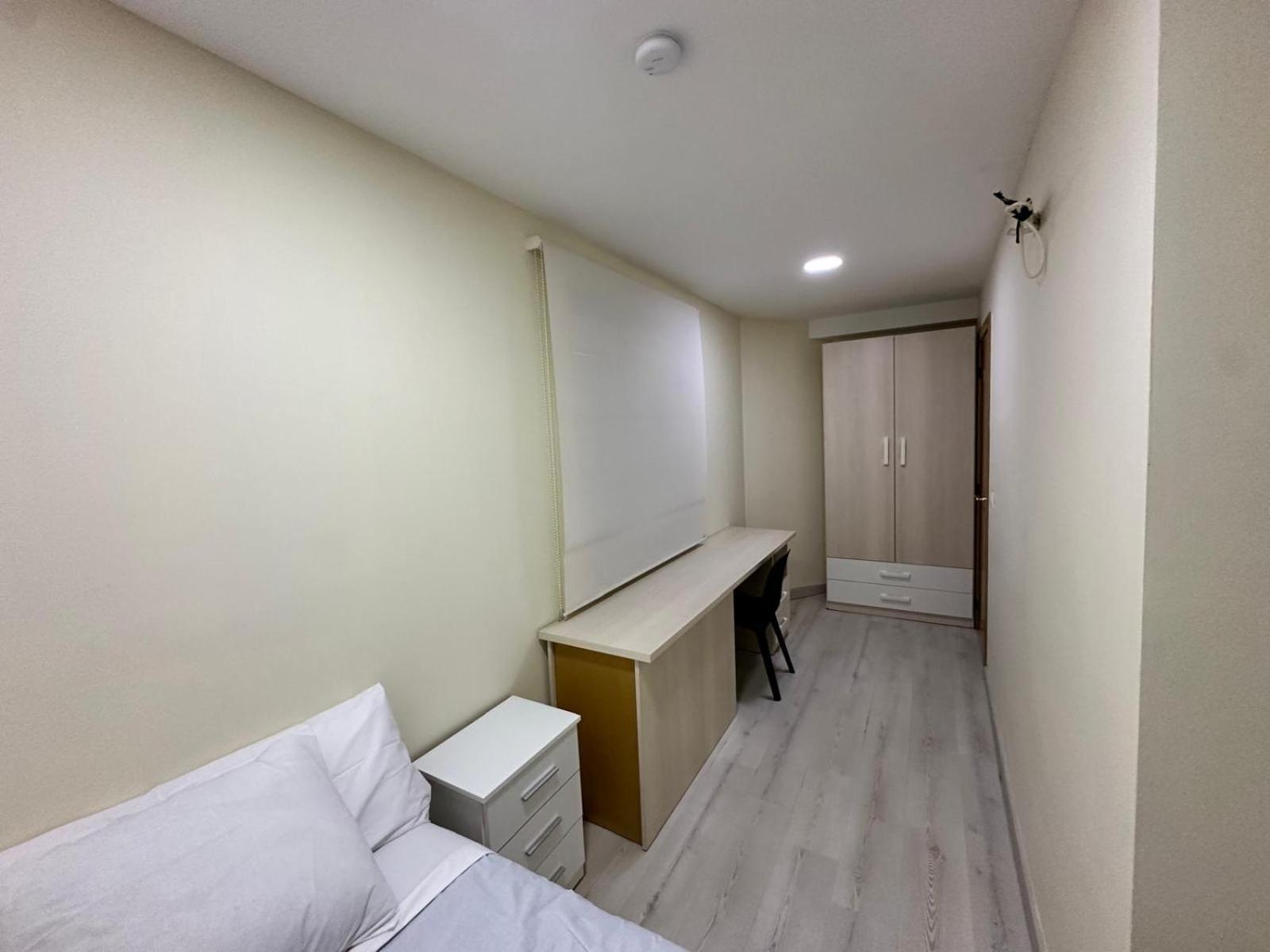 Habitación Individual con baño compartido
