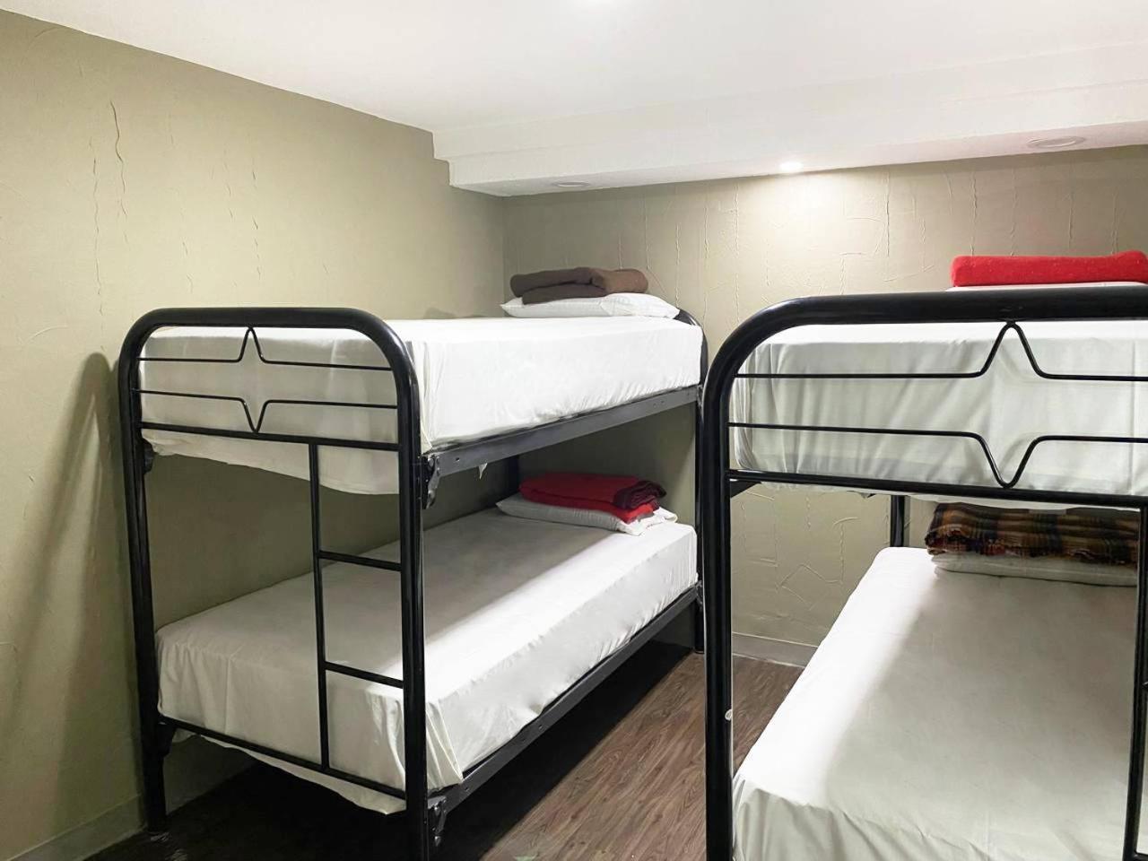 Economy Quadruple Room,1629937306:JPEG