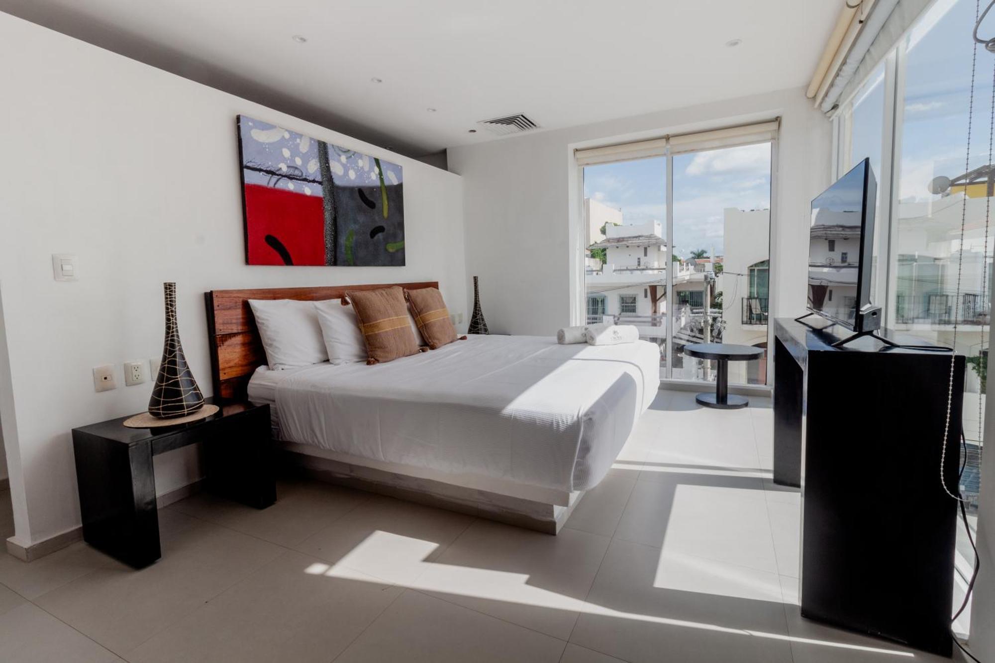 Deluxe Suite,1630298311:JPEG