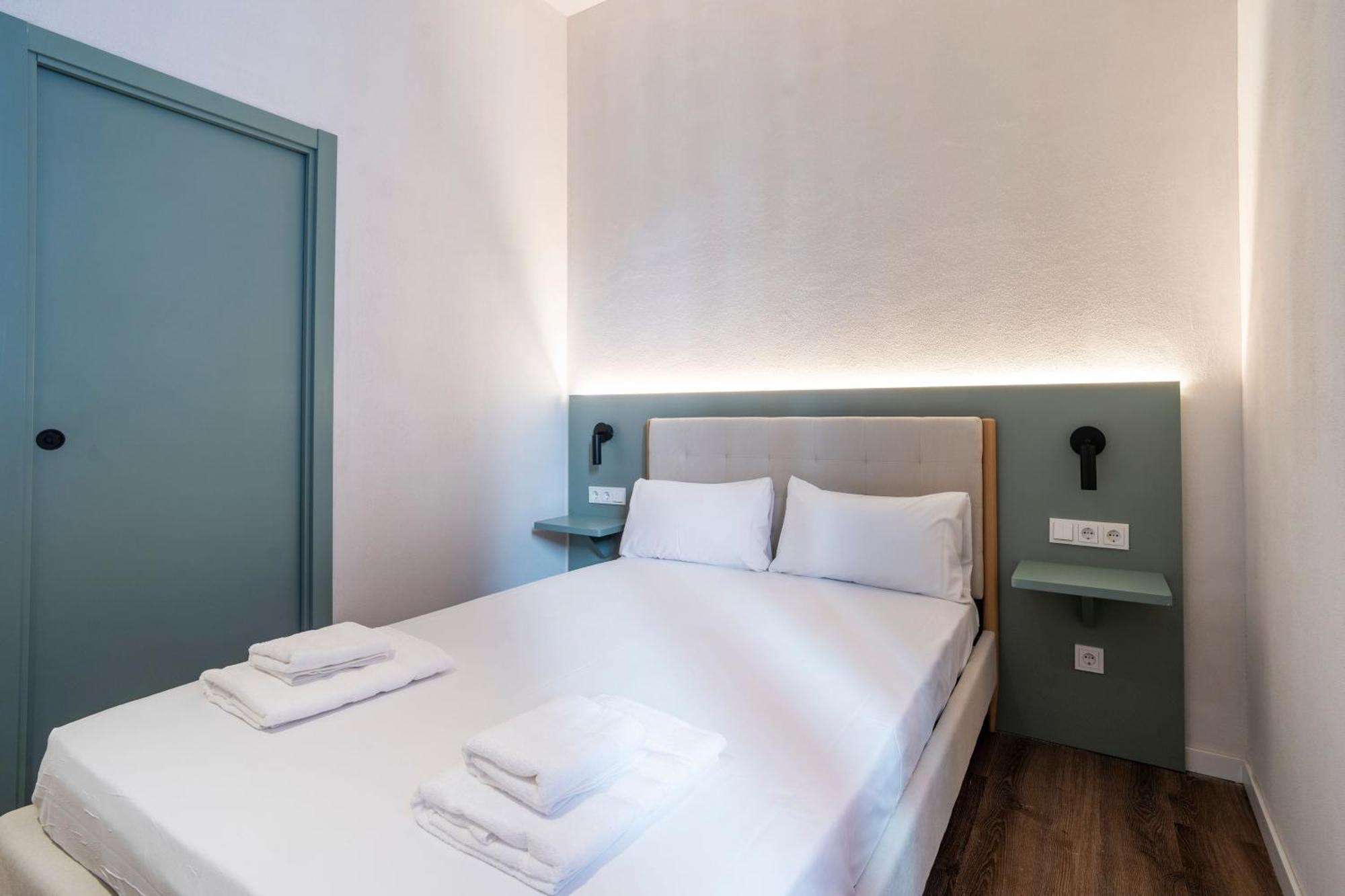 Double Room,1632766849:JPEG
