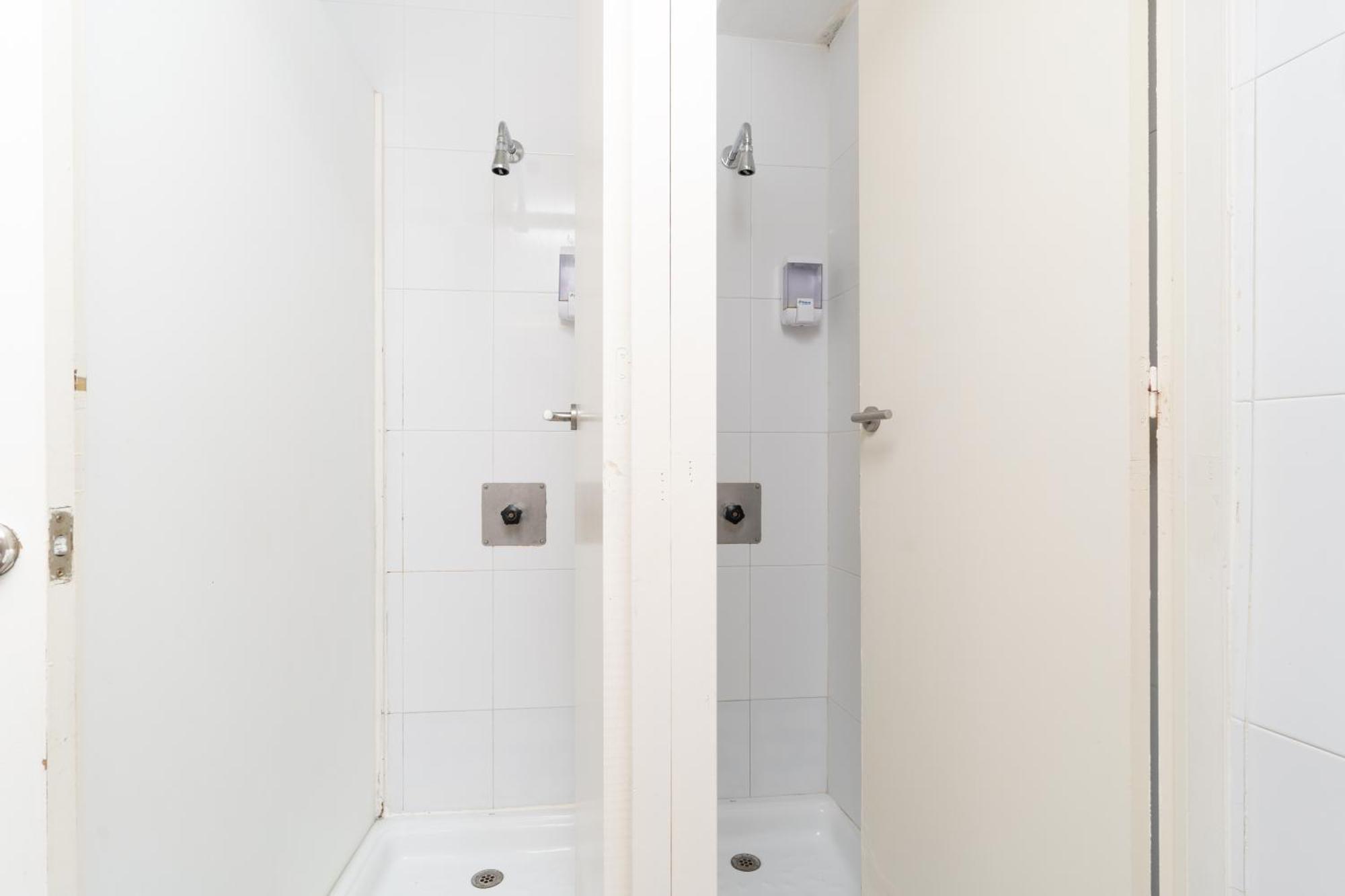 Habitación Familiar con baño privado