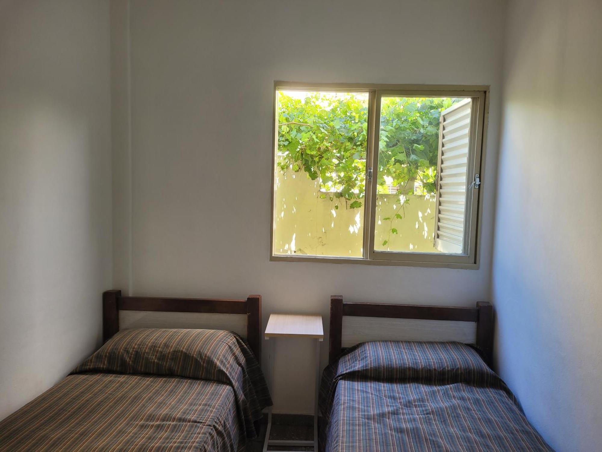 Habitación Individual Estándar con baño compartido