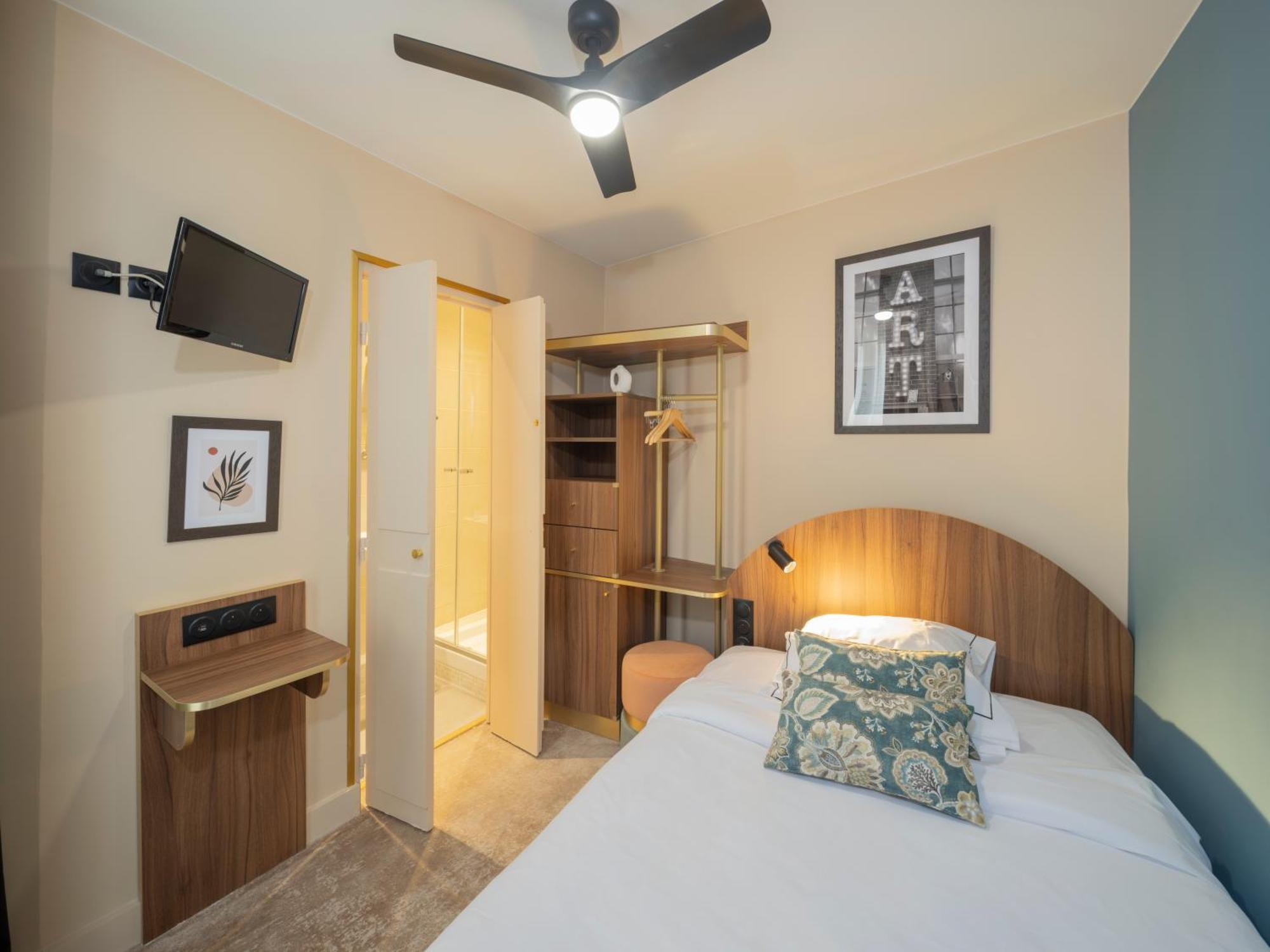 Tiny Single Room 9 m2