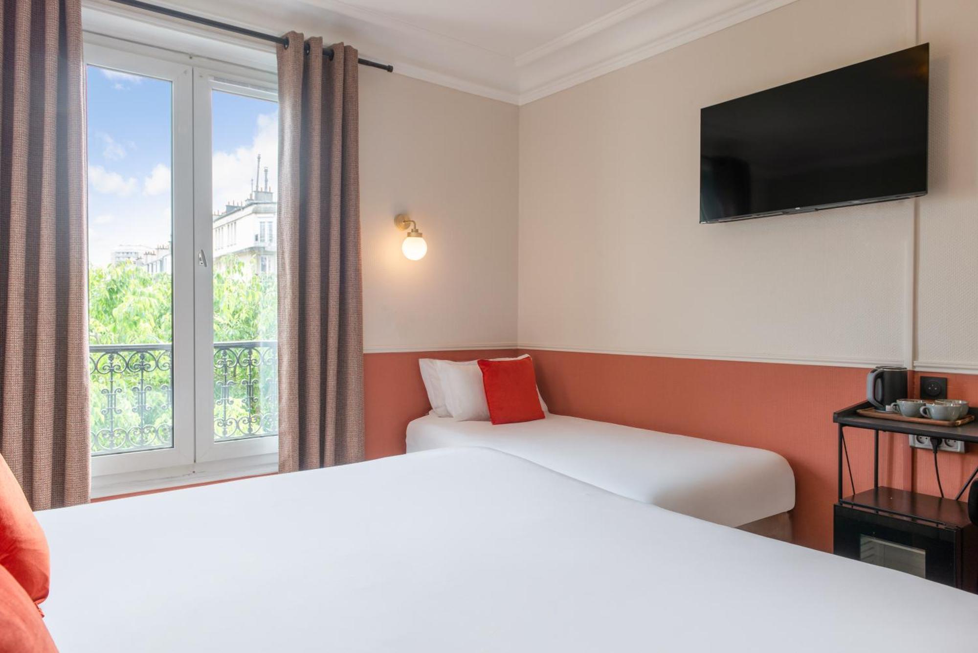 Triple Room,1677857658:JPEG