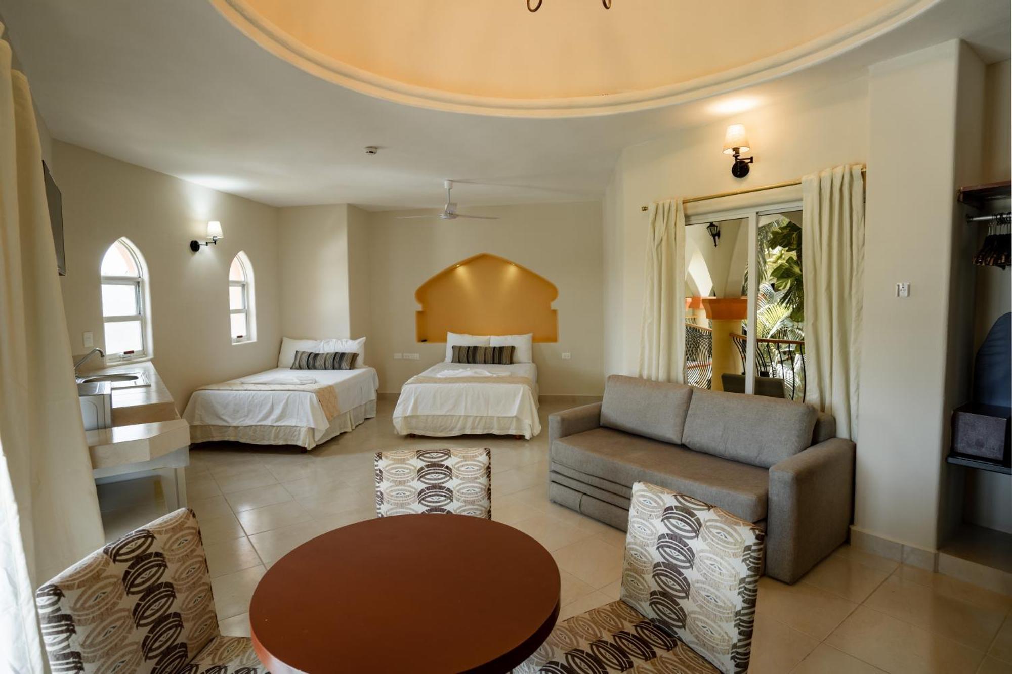 Habitación Familiar con balcón