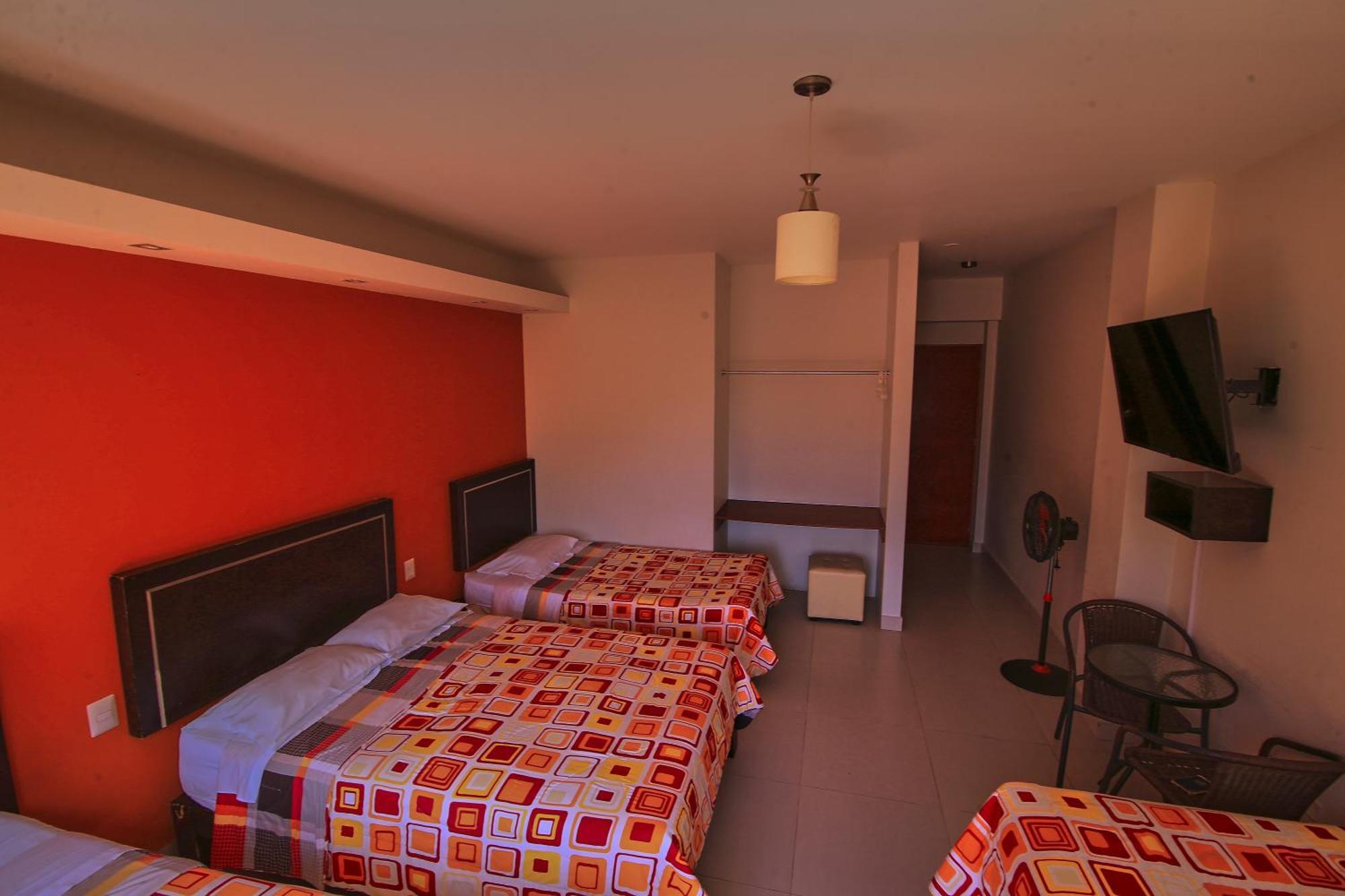 Habitación Cuádruple - vistas al jardín