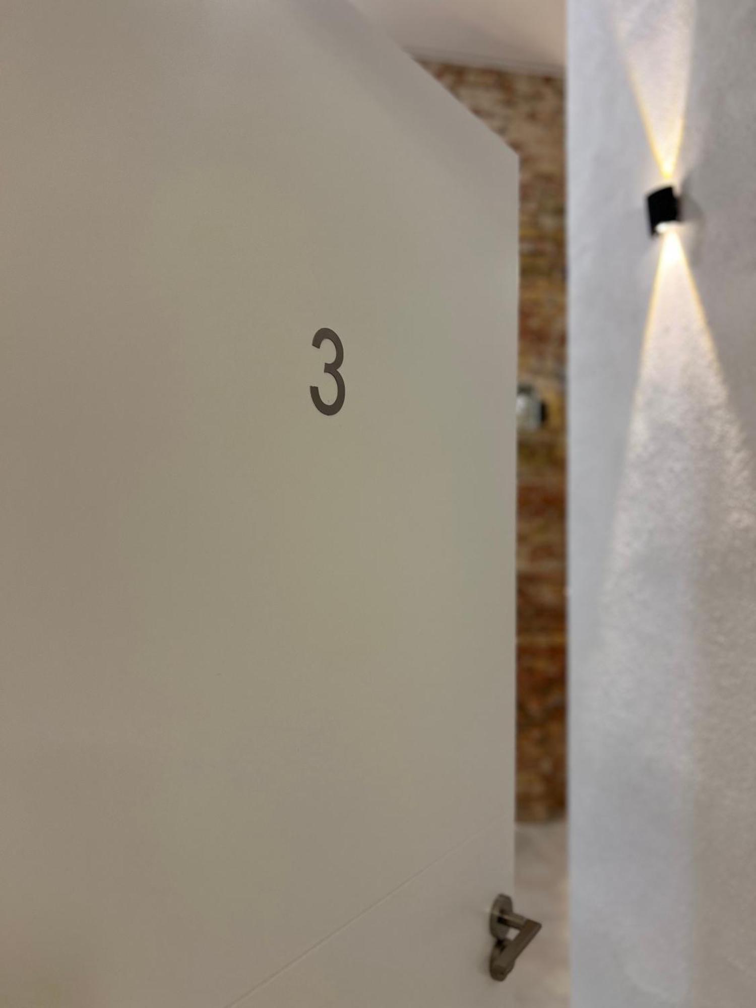 Deluxe Double Room,1711830705:JPEG