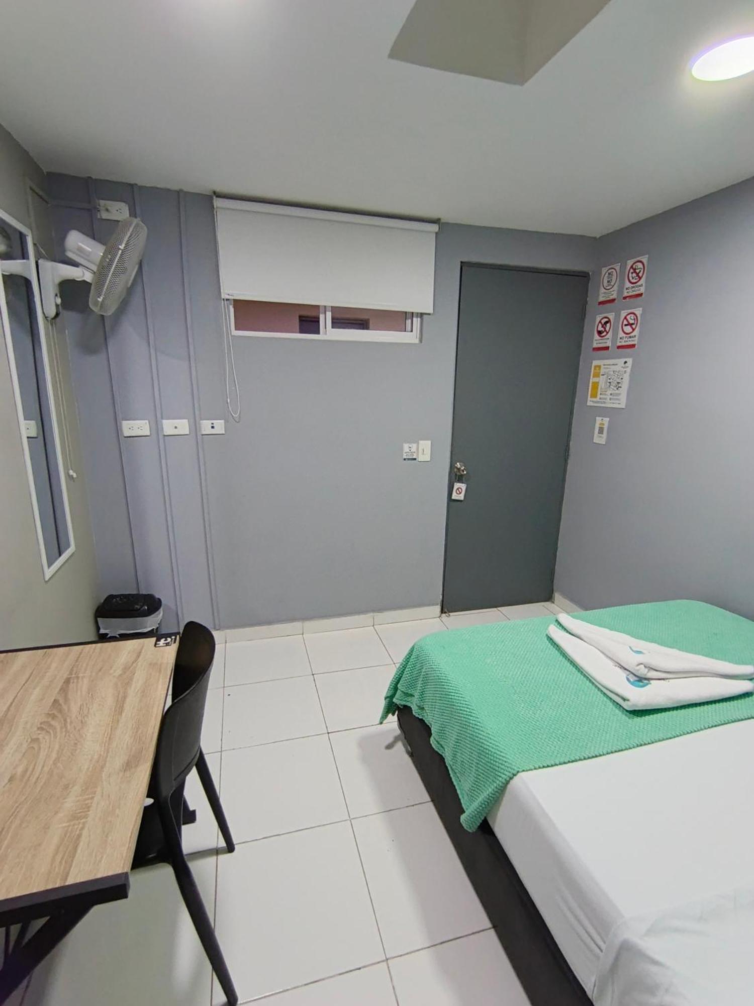 Habitación Doble Estándar con baño compartido