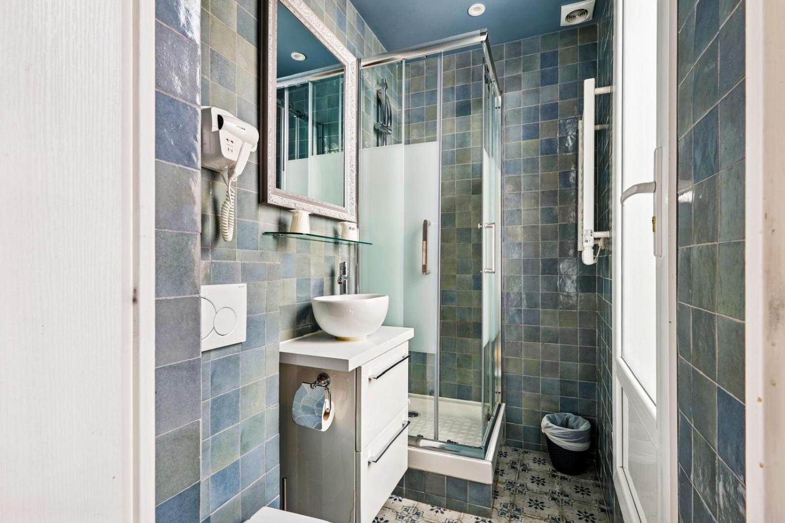 Habitación Individual con baño privado