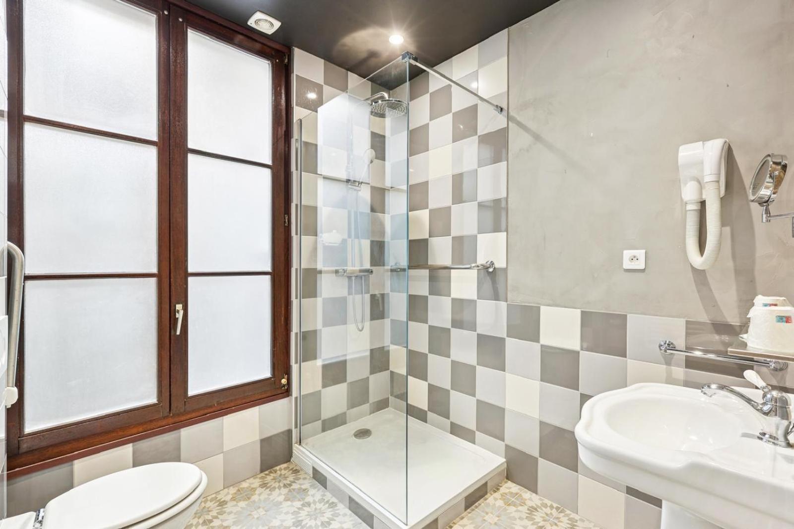 Habitación Doble con baño privado