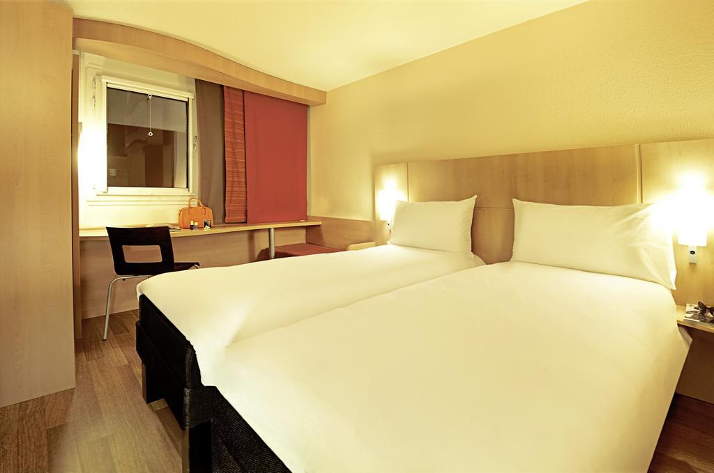 Standard Room 2 Single Beds,1273983457:JPEG