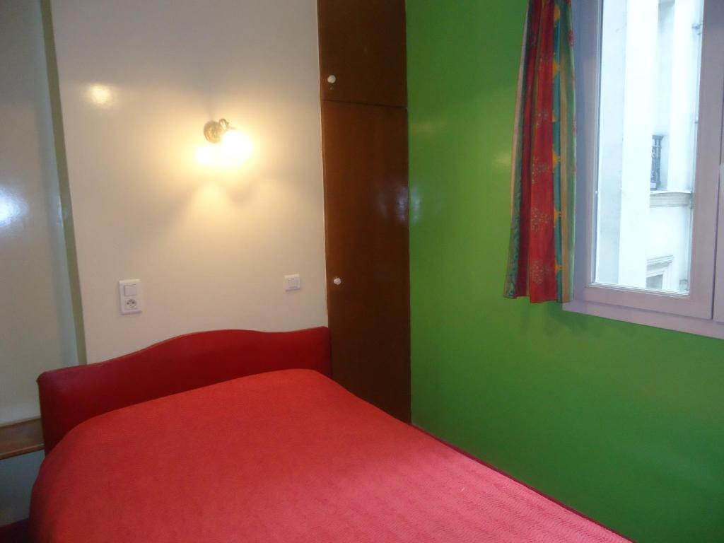 Single Room,25330146:JPEG
