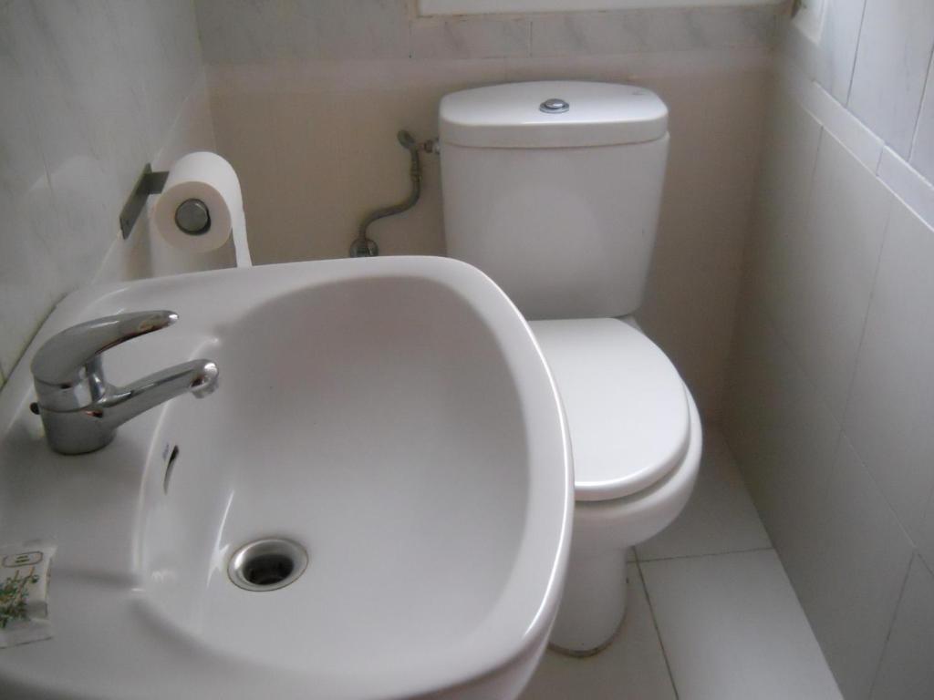 Habitación Doble con baño compartido - 2 camas